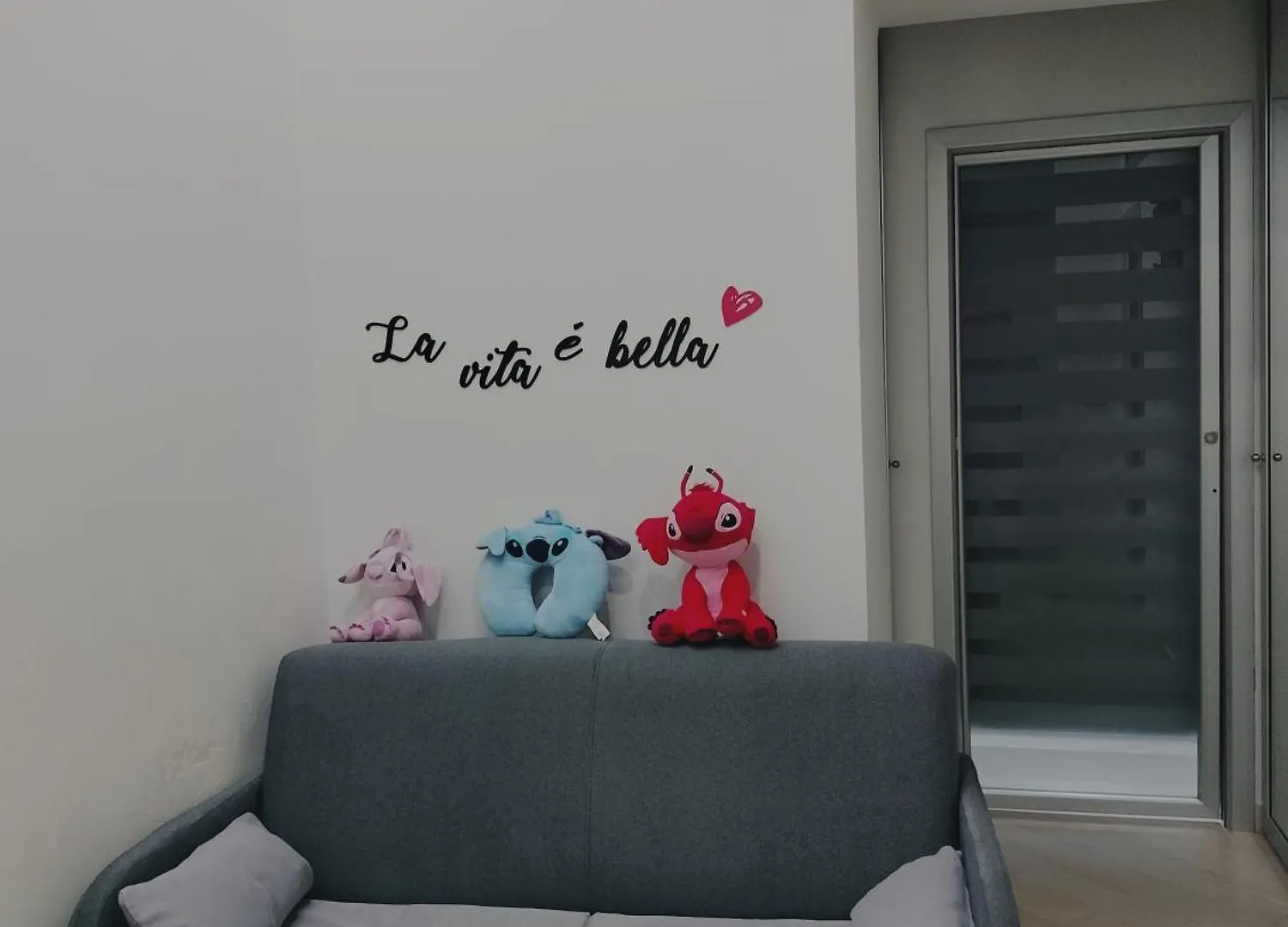 La Vie Est Belle location